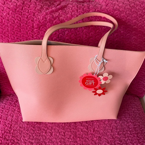 Elizabeth Arden Handbags - 💚 Elizabeth Arden Large Tote Bag